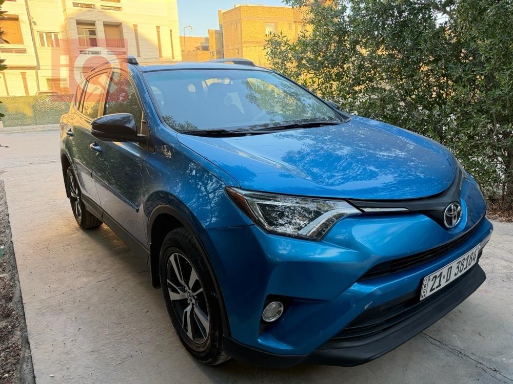 تۆیۆتا ڕاڤ 4